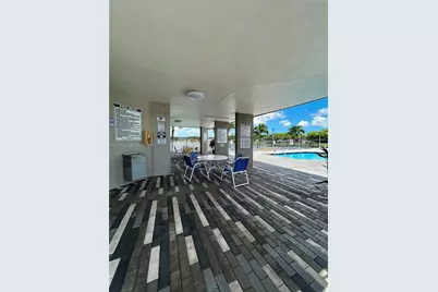 10284 NW 9th St Cir #204, Miami, FL 33172 - Photo 34