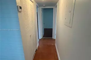 10284 NW 9th St Cir, Miami, FL 33172 - Photo 10