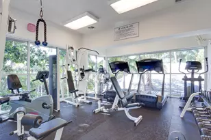 770 NE 69th St, Miami, FL 33138 - Photo 32
