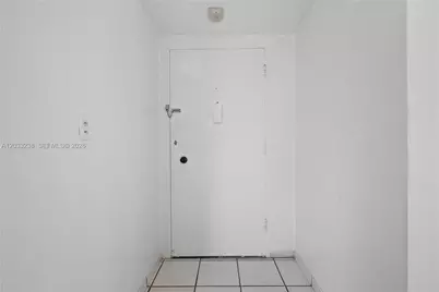8001 Byron Ave #3C, Miami Beach, FL 33141 - Photo 18