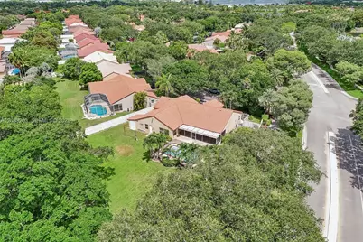 13100 NW 11th Dr, Sunrise, FL 33323 - Photo 56