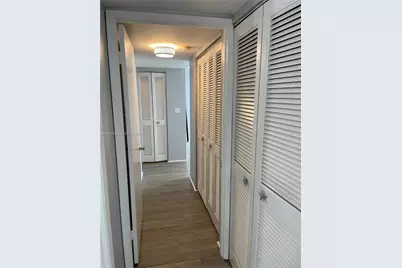 600 NE 36th St #211, Miami, FL 33137 - Photo 10