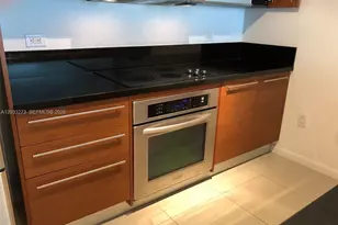 253 NE 2nd St, Miami, FL 33132 - Photo 20