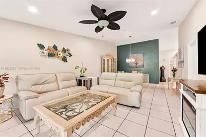 4148 N Palm Forest Dr N, Delray Beach, FL 33445 - Photo 12