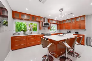 1209 NE 96th St, Miami Shores, FL 33138 - Photo 8