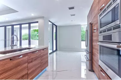718 Valencia Ave #202, Coral Gables, FL 33134 - Photo 24