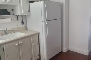 1610 Lenox Ave., Miami Beach, FL 33139 - Photo 10