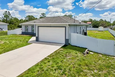 910 Richmond Ave N, Lehigh Acres, FL 33972 - Photo 92