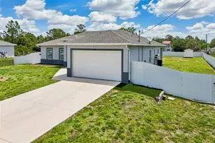 910 Richmond Ave N, Lehigh Acres, FL 33972 - Photo 92