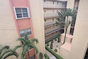 1975 W 44th Pl, Hialeah, FL 33012 - Photo 2