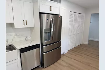 4261 W Palm Aire Dr #202, Pompano Beach, FL 33069 - Photo 6