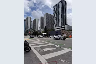 1600 NE 1st Ave #2015, Miami, FL 33132 - Photo 2