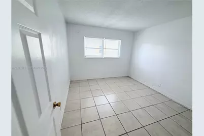 4160 NW 21st St #124D, Lauderhill, FL 33313 - Photo 8