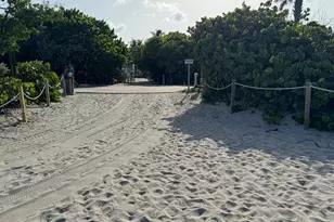 7832 Collins Ave, Miami Beach, FL 33141 - Photo 22