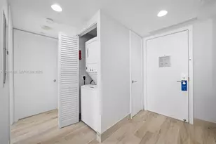 18683 Collins Ave, Sunny Isles Beach, FL 33160 - Photo 8