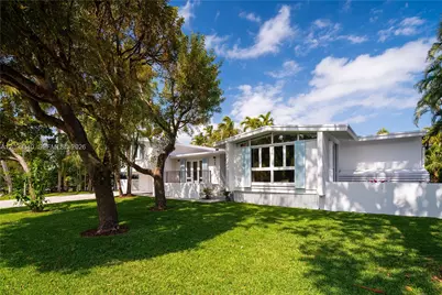 669 S Mashta Dr, Key Biscayne, FL 33149 - Photo 2