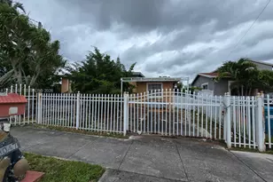 9039 SW 34th St, Miami, FL 33165 - Photo 2