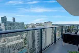 55 SW 9th St, Miami, FL 33130 - Photo 16