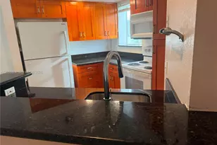 3350 N Pinewalk Dr N, Margate, FL 33063 - Photo 8