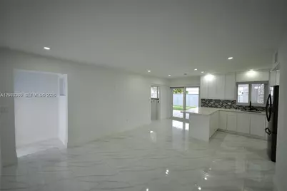 10381 SW 32nd St #10381, Miami, FL 33165 - Photo 4