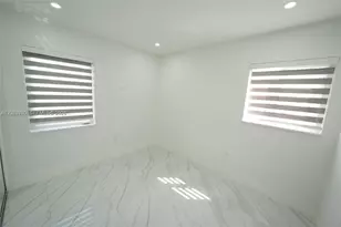 10381 SW 32nd St, Miami, FL 33165 - Photo 16