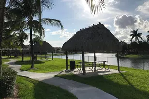 11503 NW 89th St, Doral, FL 33178 - Photo 38
