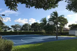 11503 NW 89th St, Doral, FL 33178 - Photo 36