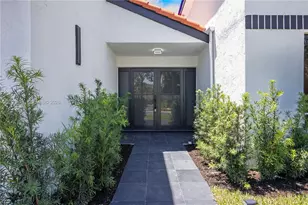 1543 SW 1st Ave, Boca Raton, FL 33432 - Photo 6