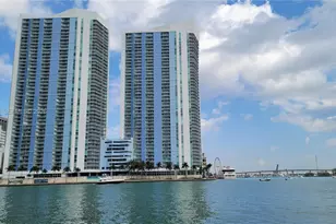 325 S Biscayne Blvd, Miami, FL 33131 - Photo 56