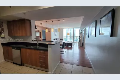 325 S Biscayne Blvd #3321, Miami, FL 33131 - Photo 12