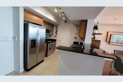 325 S Biscayne Blvd #3321, Miami, FL 33131 - Photo 16