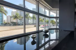 325 S Biscayne Blvd, Miami, FL 33131 - Photo 66