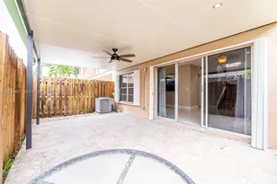 19160 NW 82nd Cir Ct, Hialeah, FL 33015 - Photo 32