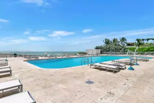 19201 Collins Ave, Sunny Isles Beach, FL 33160 - Photo 10