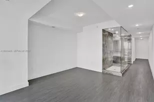 1100 Biscayne Blvd, Miami, FL 33132 - Photo 18