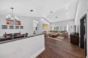 10761 NW 5th St, Plantation, FL 33324 - Photo 4