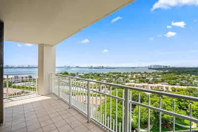 1000 Quayside Ter #1604, Miami, FL 33138 - Photo 34