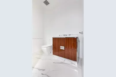 15701 Collins Ave #1403, Sunny Isles Beach, FL 33160 - Photo 60