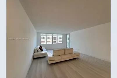 5401 Collins Ave #513, Miami Beach, FL 33140 - Photo 24