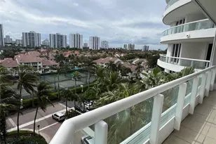 21050 Point Pl, Aventura, FL 33180 - Photo 22