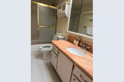 5401 Collins Ave #231, Miami Beach, FL 33140 - Photo 32