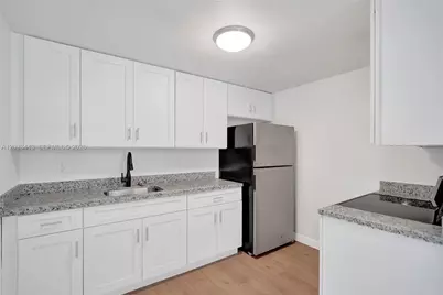 307 NW 11th Ave, Delray Beach, FL 33444 - Photo 1