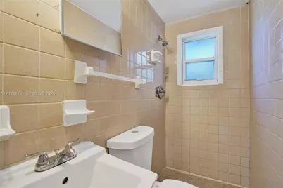 307 NW 11th Ave, Delray Beach, FL 33444 - Photo 14