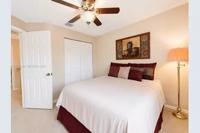 532 NW 208th Ter, Pembroke Pines, FL 33029 - Photo 16
