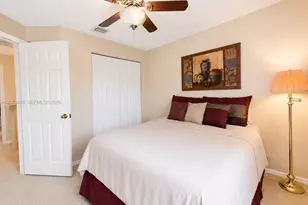532 NW 208th Terrace, Pembroke Pines, FL 33029 - Photo 16