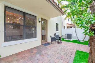 20930 NW 1st St, Pembroke Pines, FL 33029 - Photo 32