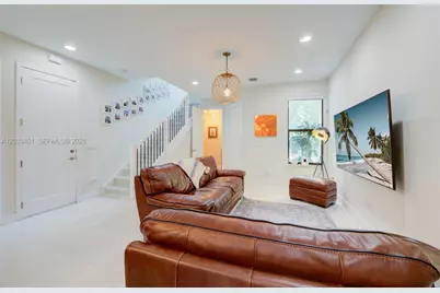 20930 NW 1st St #0, Pembroke Pines, FL 33029 - Photo 10