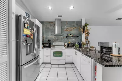 15640 SW 98th St, Miami, FL 33196 - Photo 34