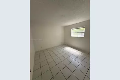 16851 NE 18th Ave #106, North Miami Beach, FL 33162 - Photo 4