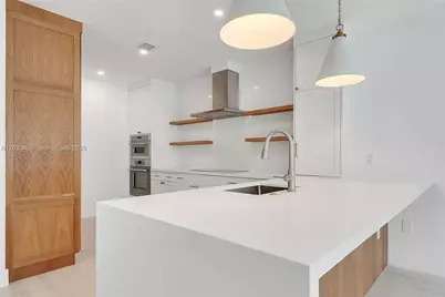 3384 Day Ave #3384, Miami, FL 33133 - Photo 4